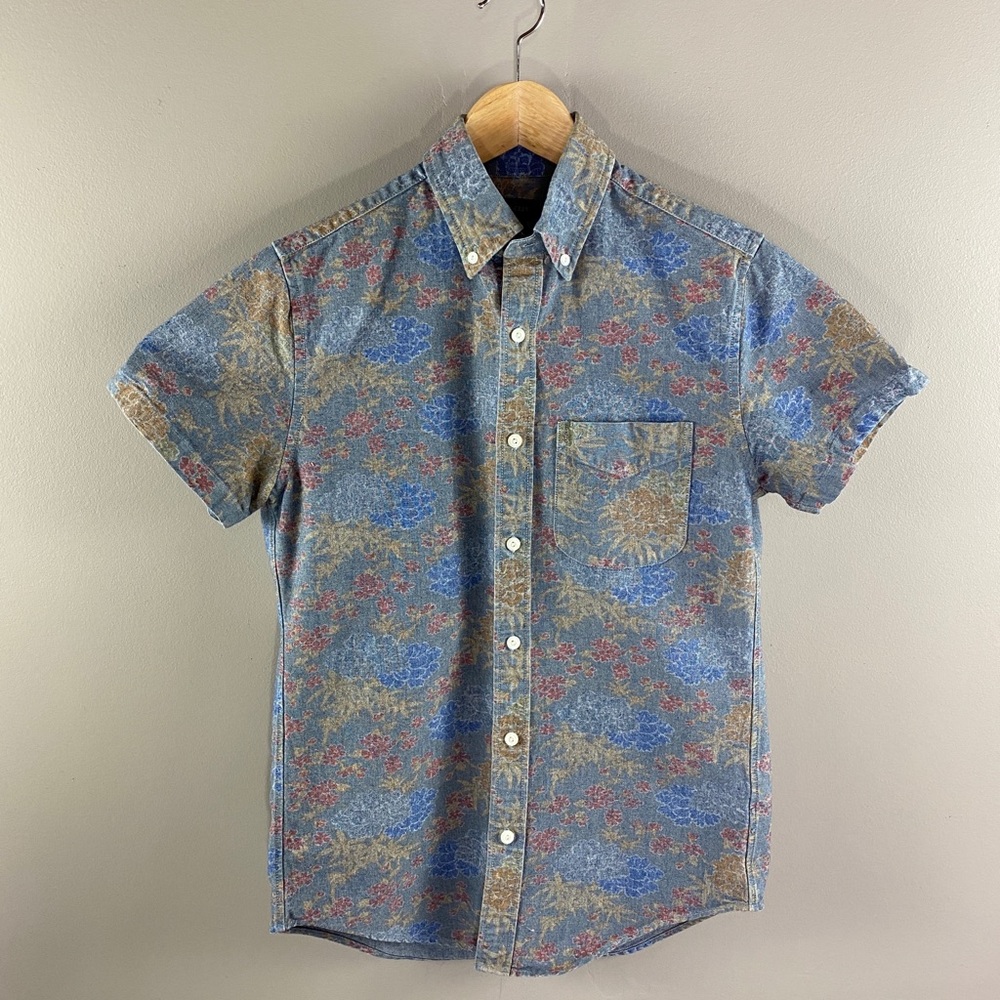 Men’s J.Crew short-sleeve chambray floral shirt